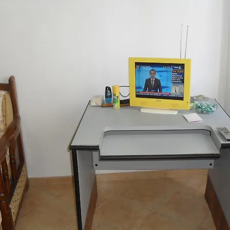 Emiliano Apartment Babrru